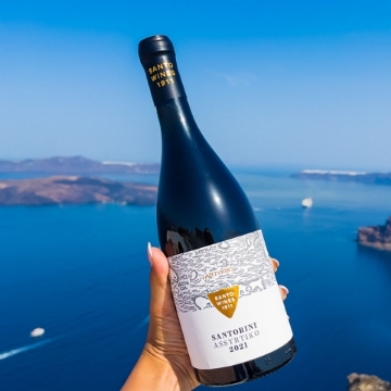 Santorini Assyrtiko Dry White Wine Santo Wines Santorini Assyrtiko Dry White Wine Santo Wines